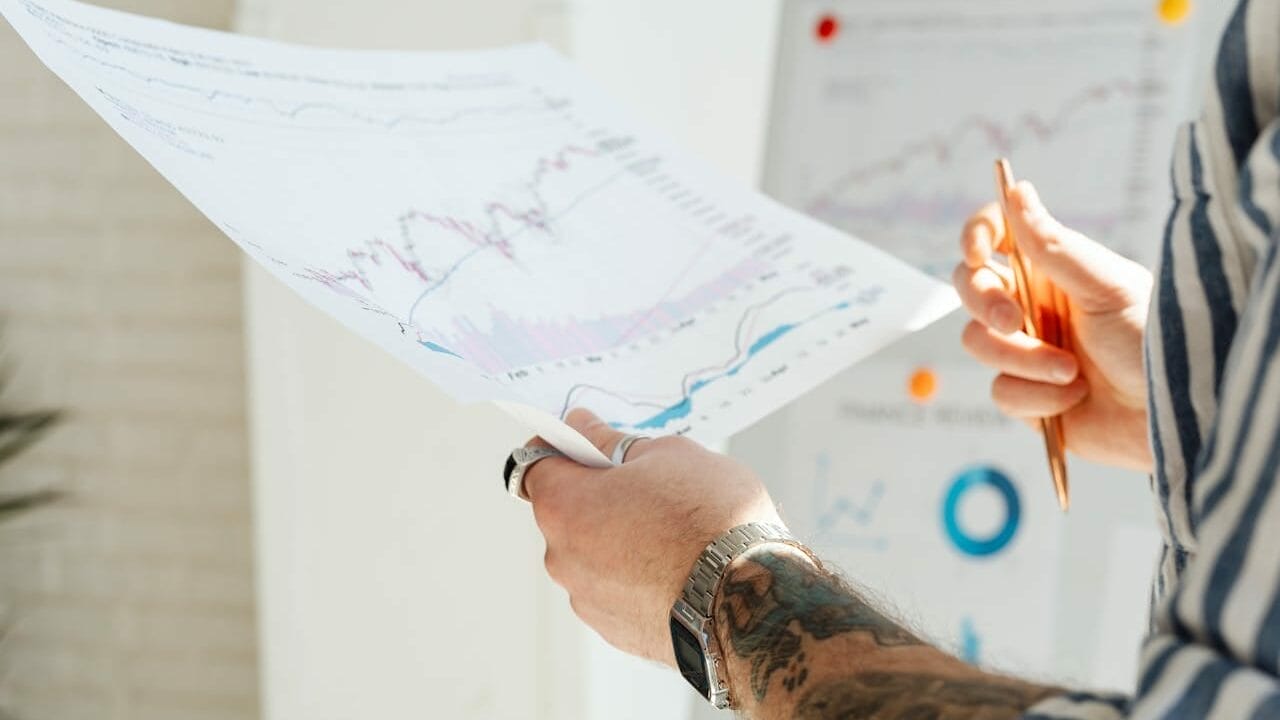 How to Sell a Brokerage & Trading Platform Business?